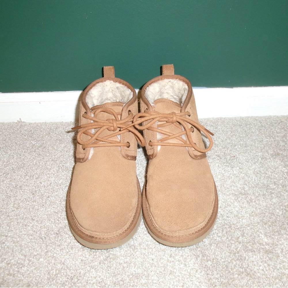 UGG NEUMAL BOOTIES (CHESTNUT) SIZE 8 US